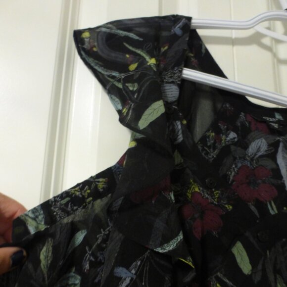 GUESS black floral print semi-sheer chiffon partial cold shoulder top - Picture 8 of 11